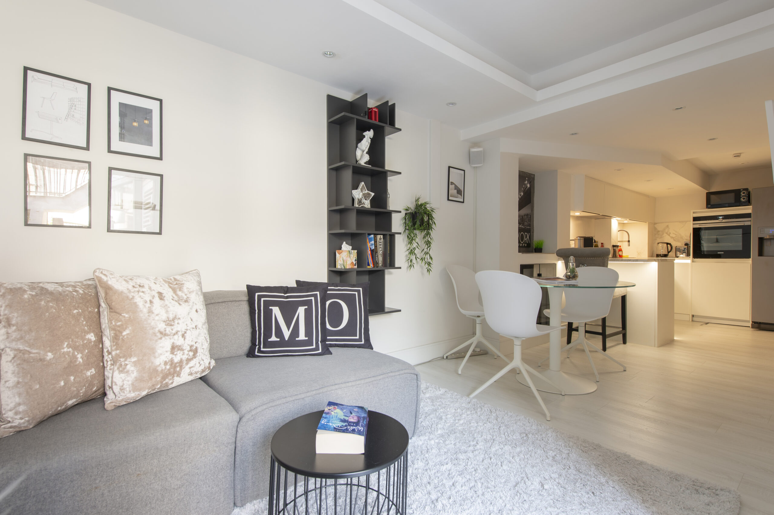 Meet Iva Cleaning Services- All- In- One Service! Call and Book with us Now!
