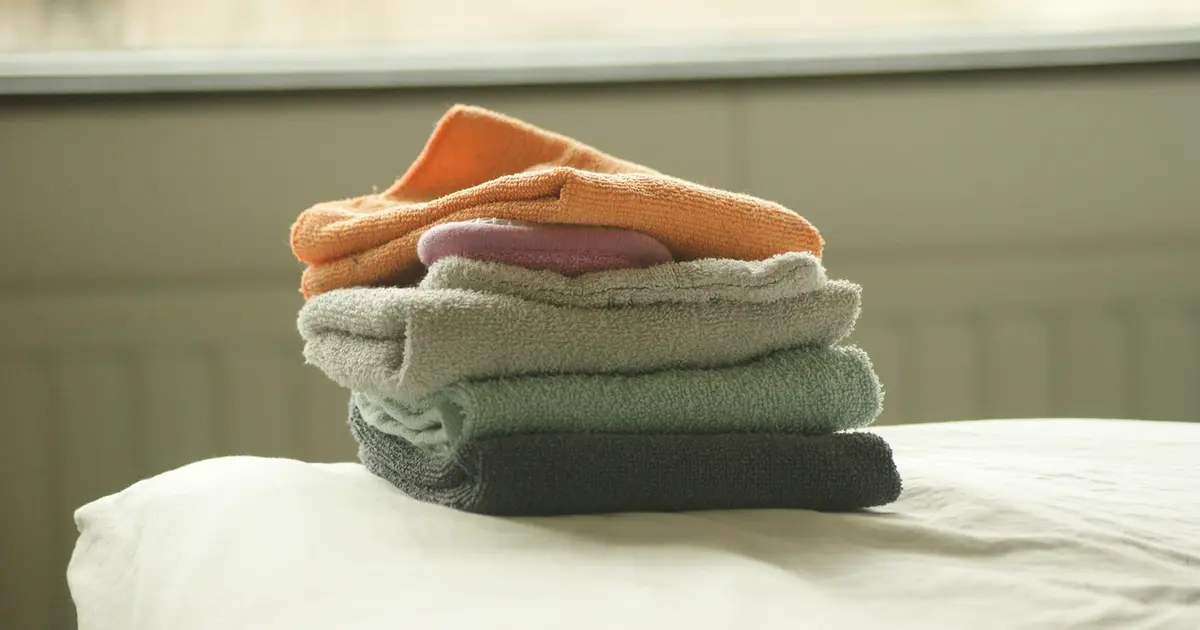 Should You Hire or Buy Your Airbnb Linen? The Real Cost per Changeover