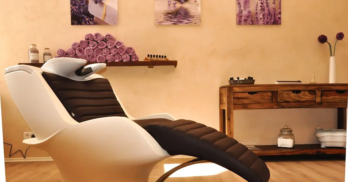Salon Cleaning Checklist: Daily, Weekly and Monthly, and What a Council Inspection Covers